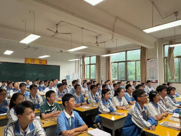 1758160015277639.png 图片4.png