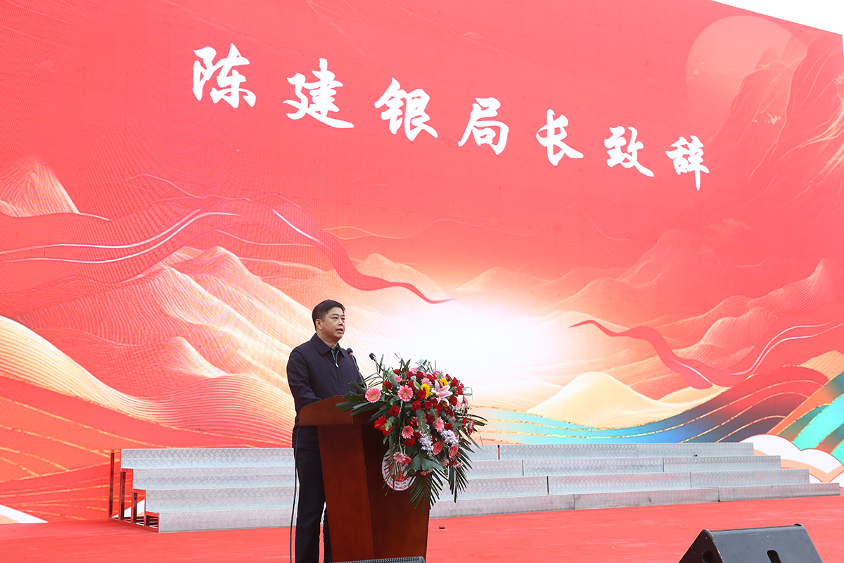 1760237903655837.jpg 1DXS0537.JPG