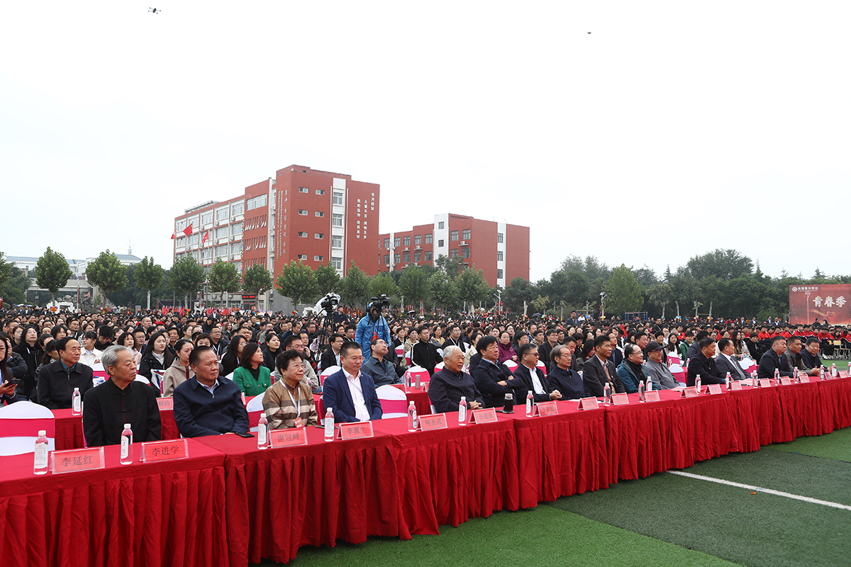 1760238219930274.jpg 1DXS0455.JPG